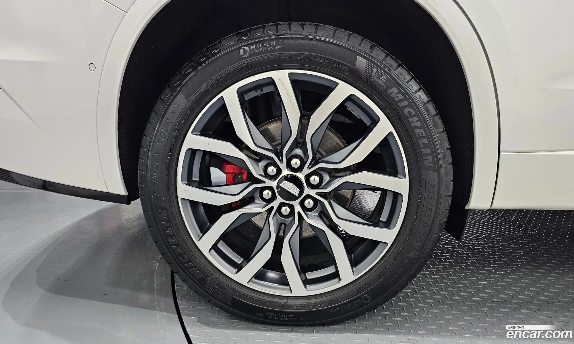 Cadillac XT6 2022 — 25