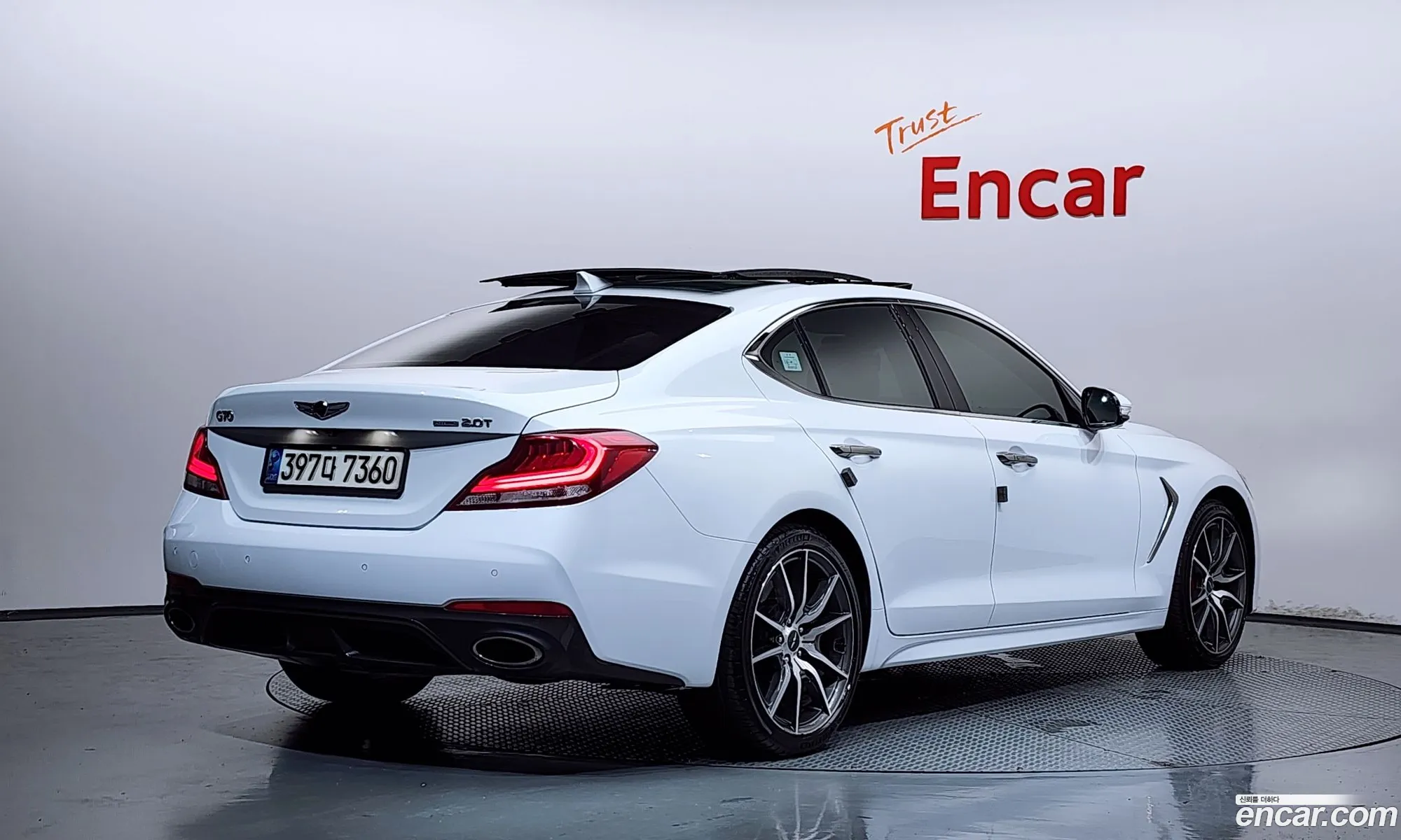 Genesis G70 2019 KMTG341ADKU046167 — 29