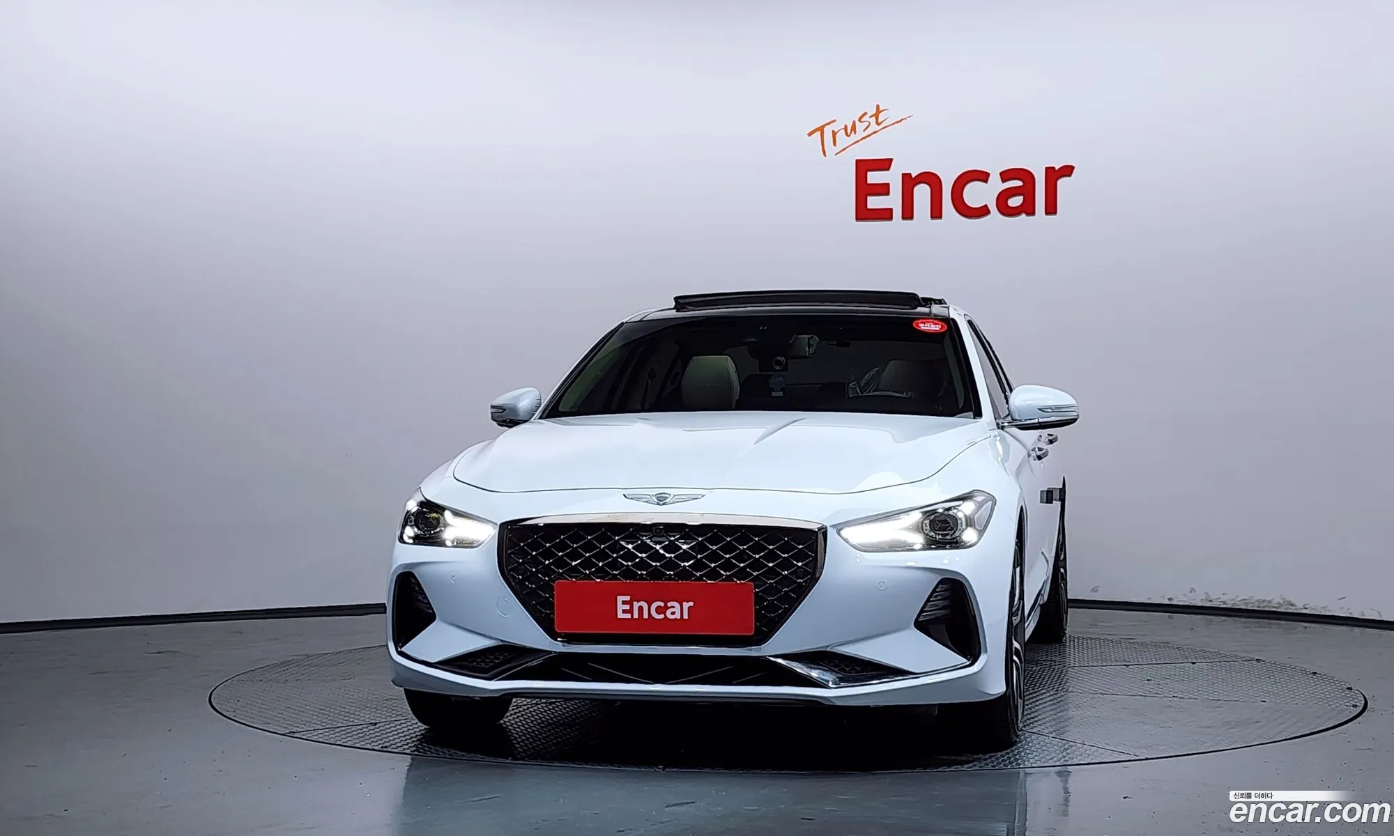 Genesis G70 2019 KMTG341ADKU046167 — 32