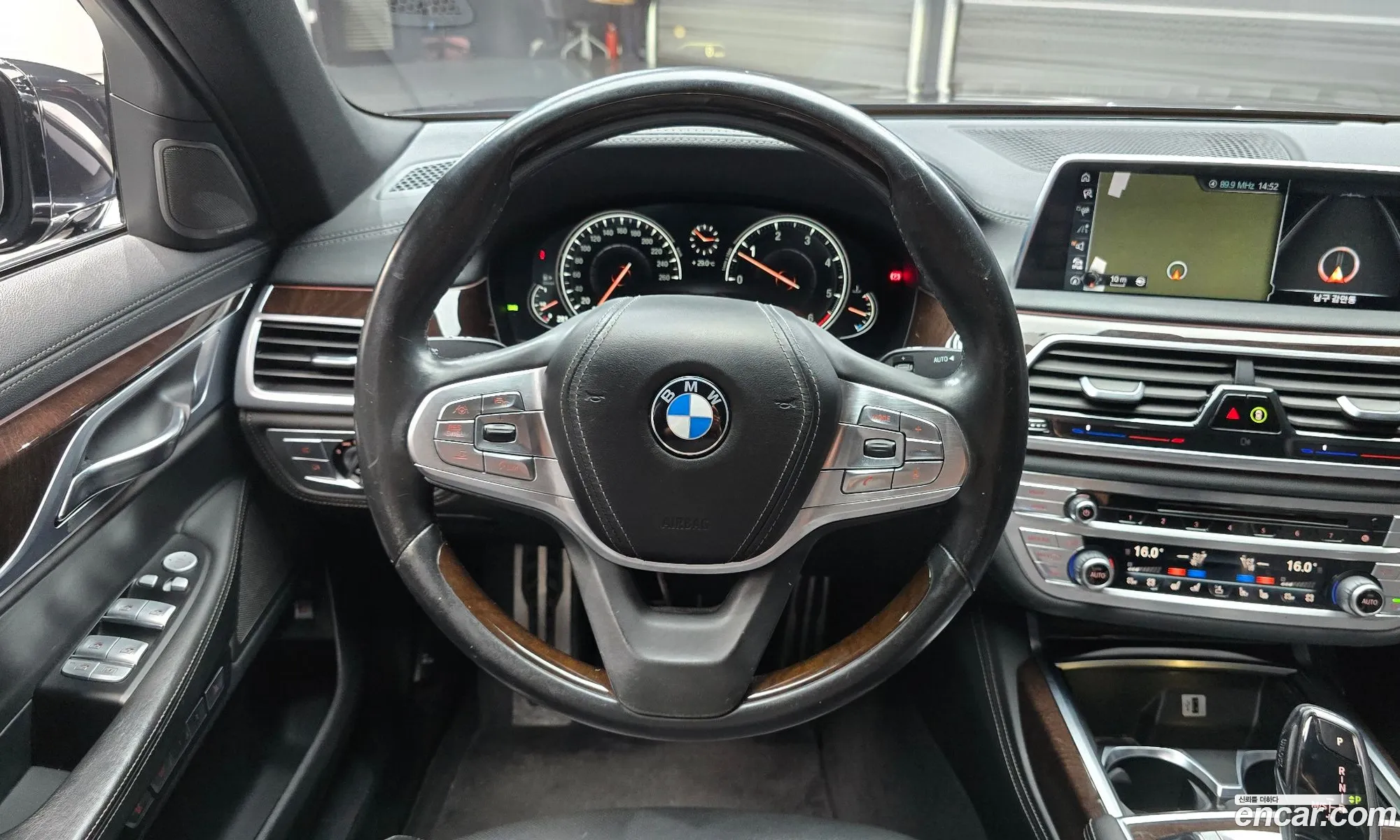 BMW 7 Series 2016 WBA7G6102GG679604 — 5