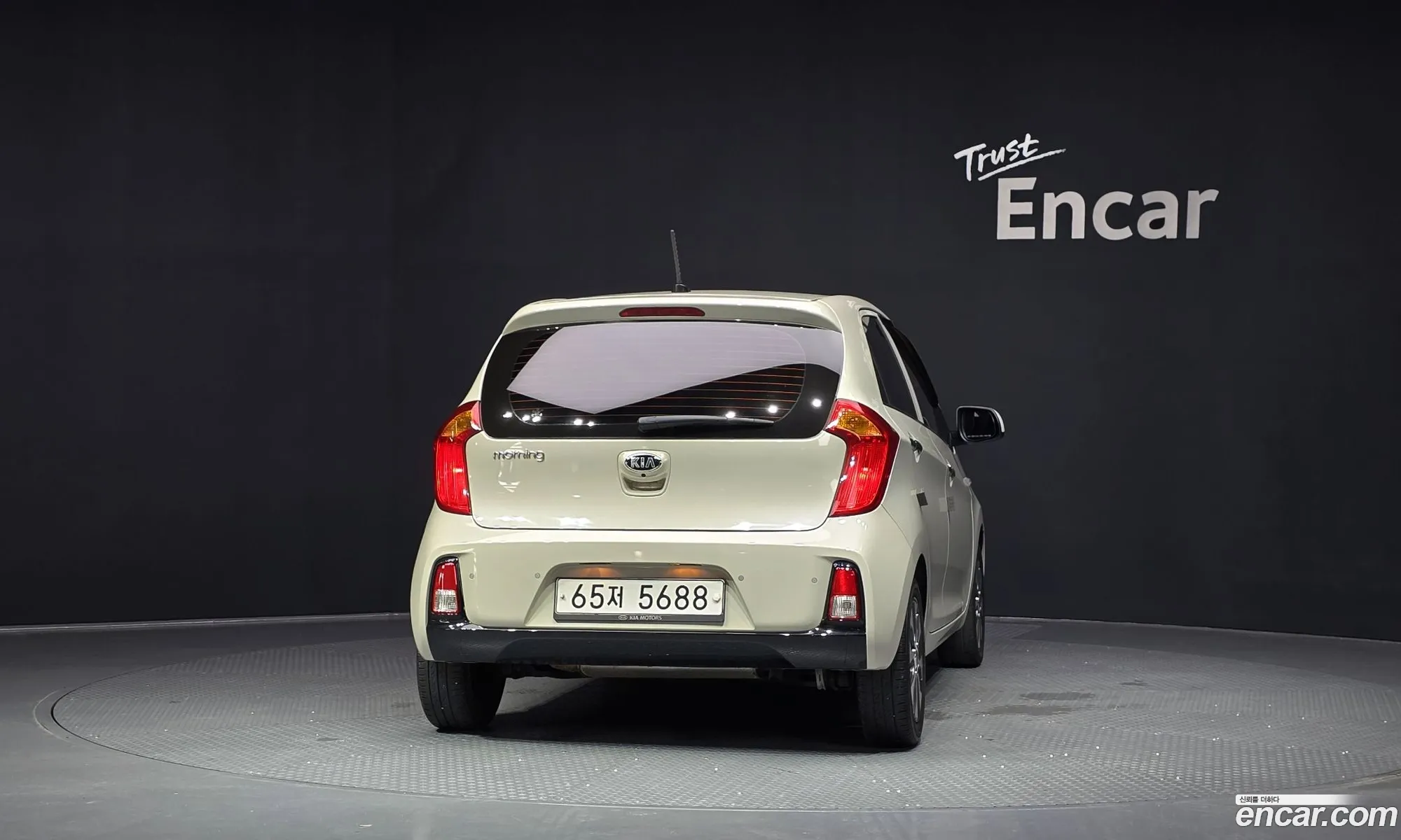 Kia Morning 2015 KNABX511BGT012624 — 10