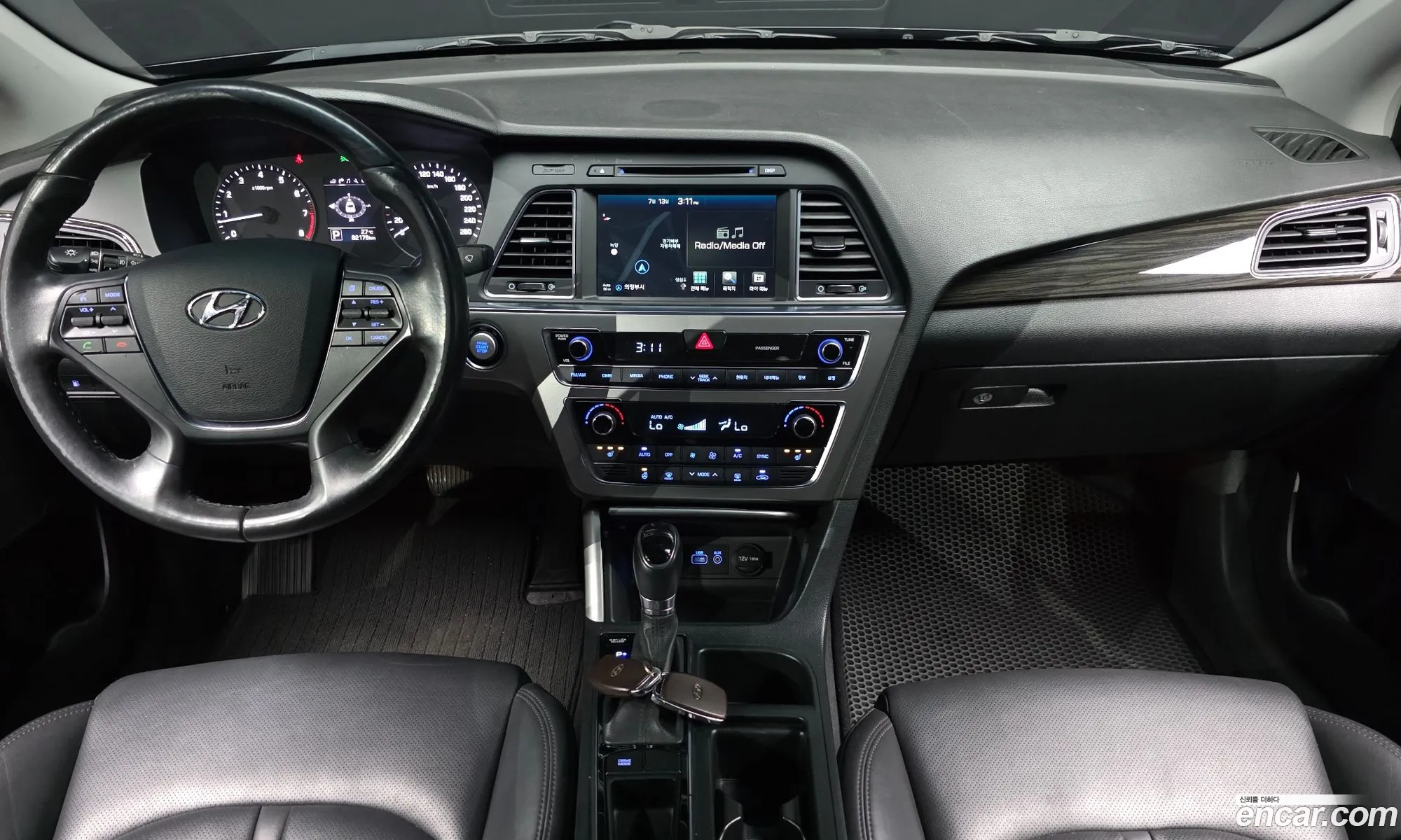 Hyundai LF Sonata 2014 — 2