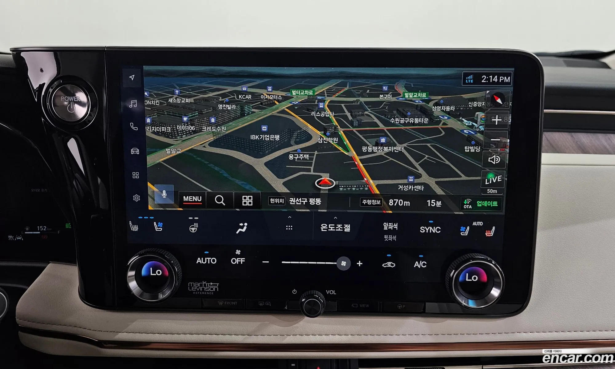 Lexus LM 2025 JTHBAAAD4S5006465 — 36