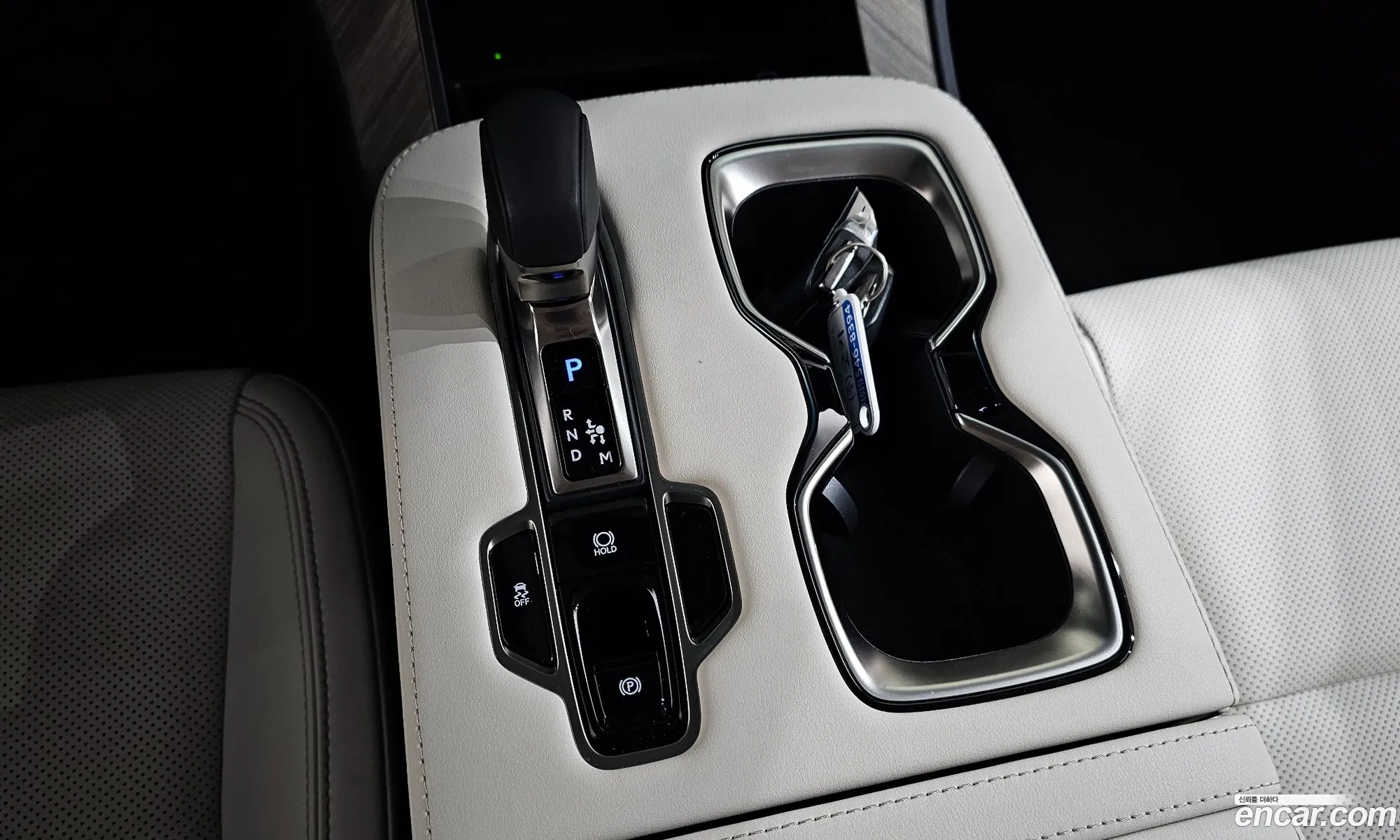 Lexus LM 2025 JTHBAAAD4S5006465 — 11