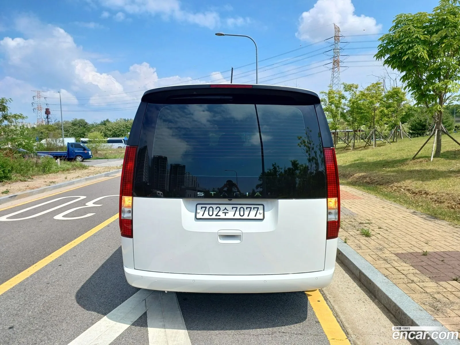 Hyundai Staria 2025 — 3