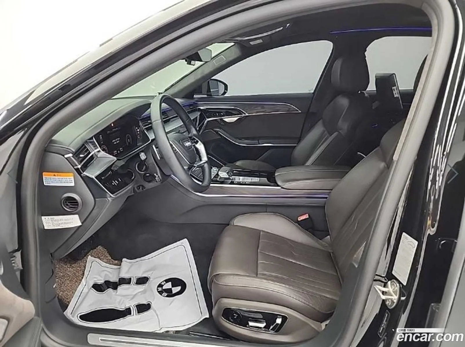 Audi A8 2021 — 2