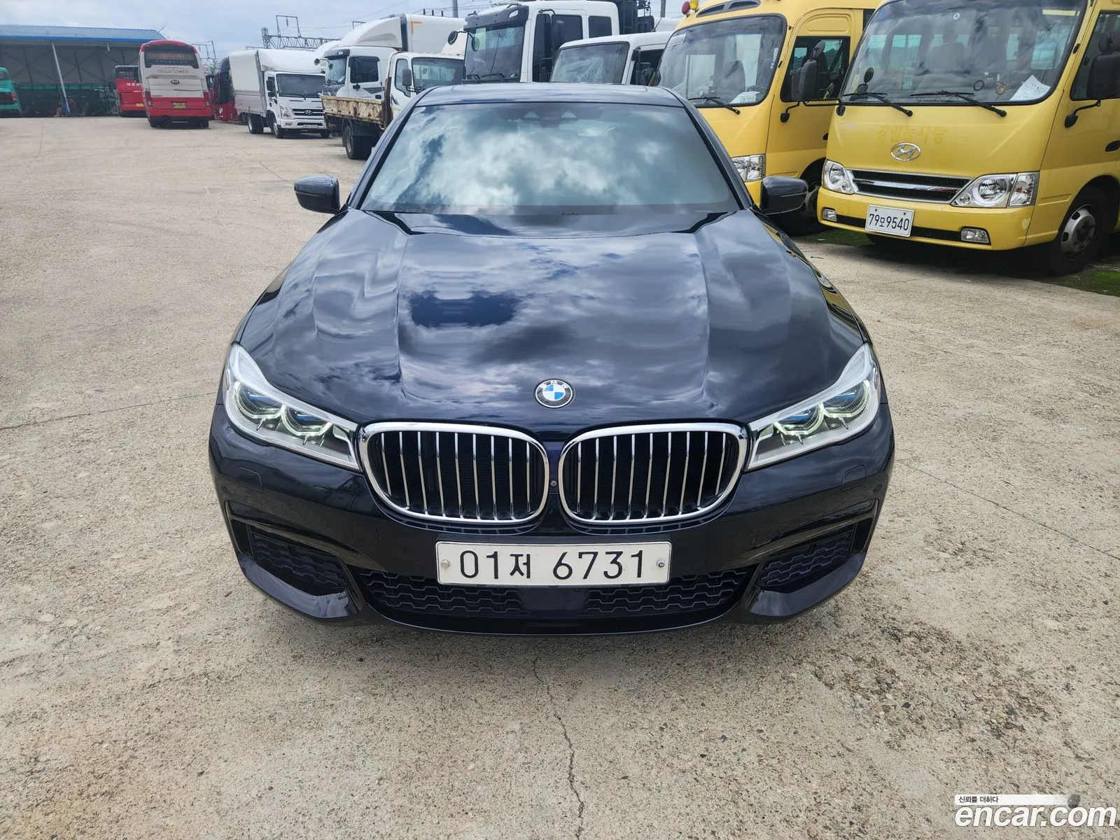 BMW 7 Series 2017 — 8