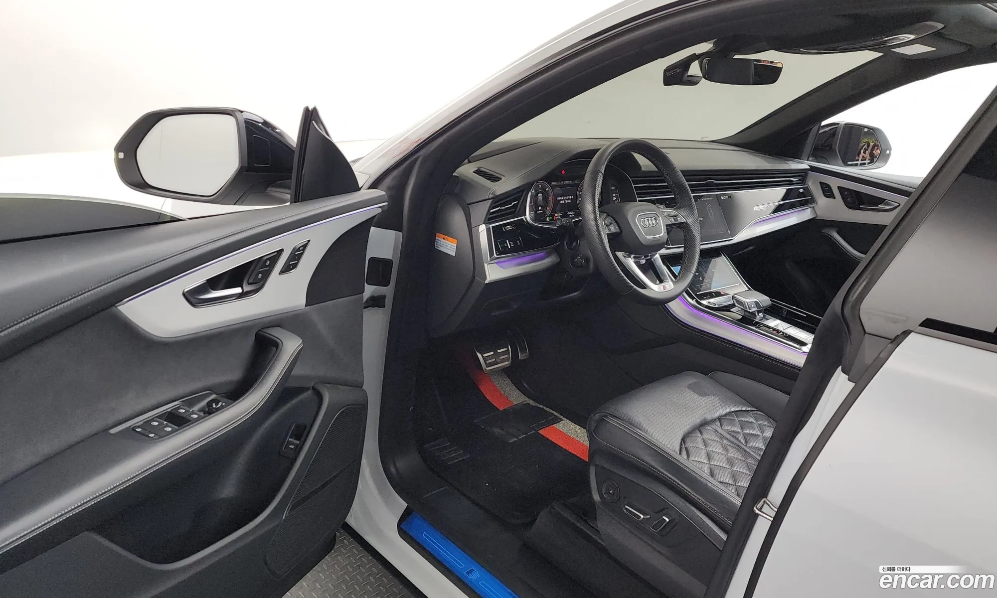 Audi Q8 2023 11111111111111111 — 11
