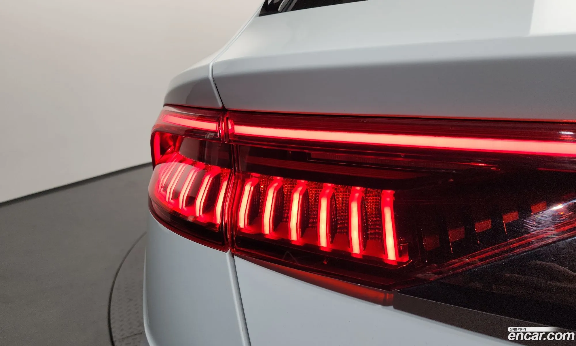 Audi Q8 2023 11111111111111111 — 20