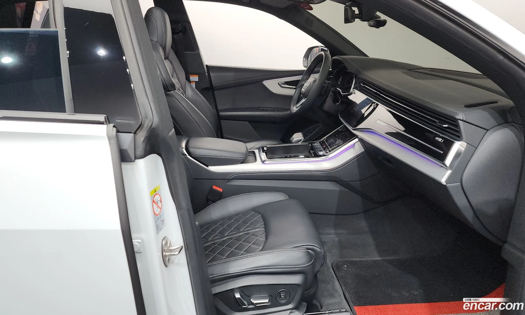 Audi Q8 2023 11111111111111111 — 28