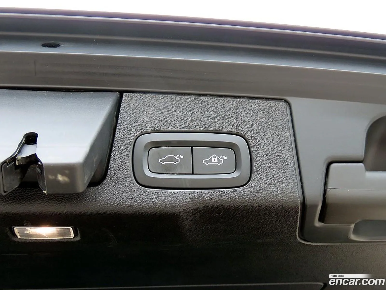 Volvo XC60 2018 — 13