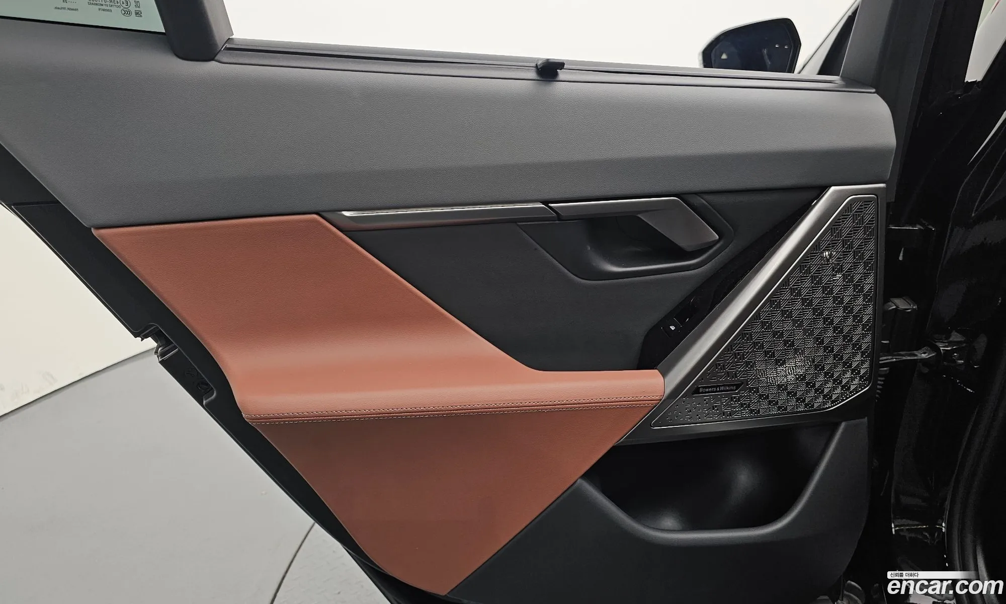 BMW 5 Series 2025 — 34