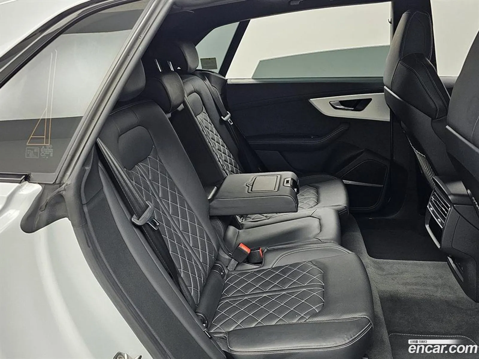 Audi Q8 2023 — 3