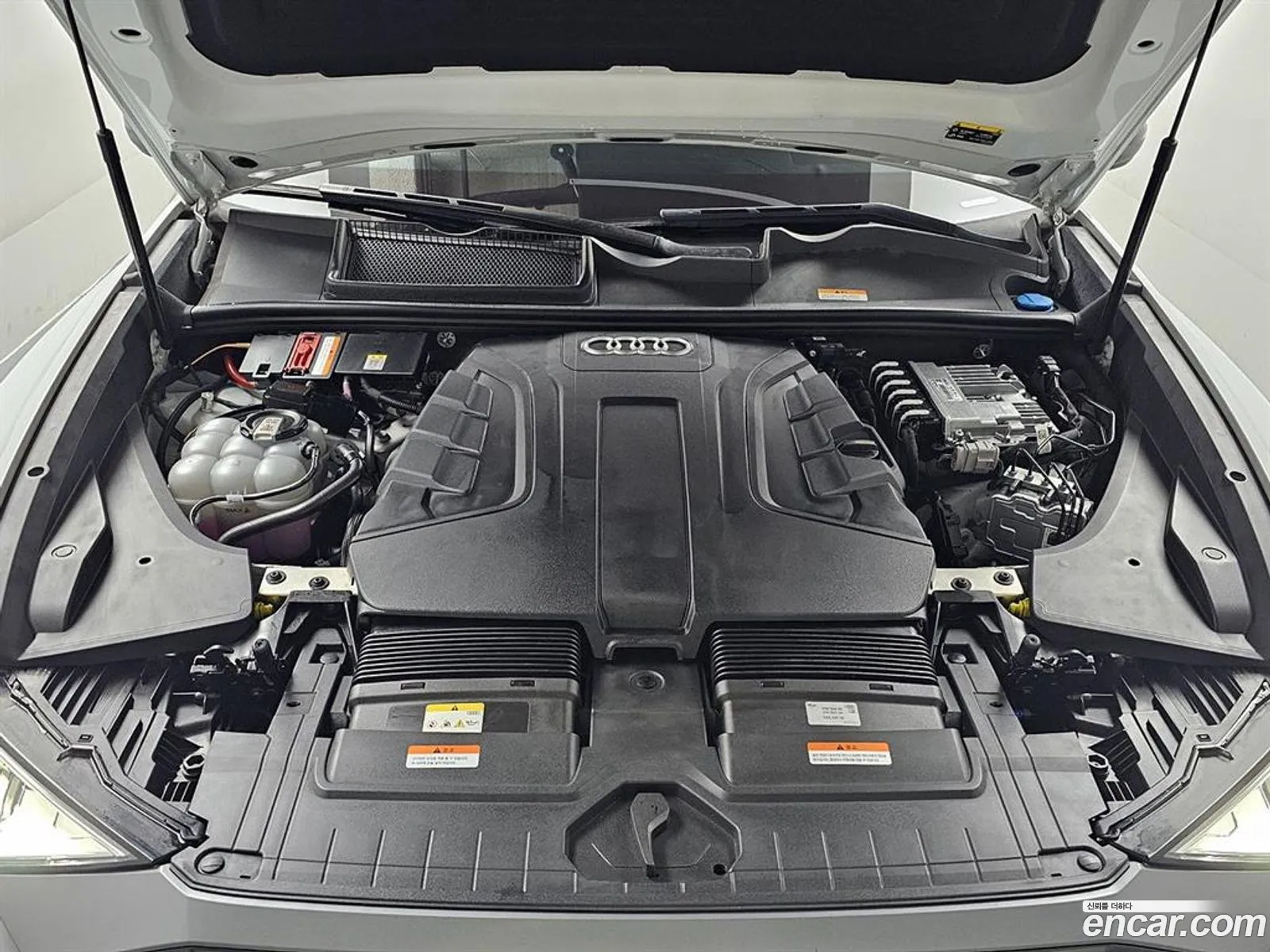 Audi Q8 2023 — 6