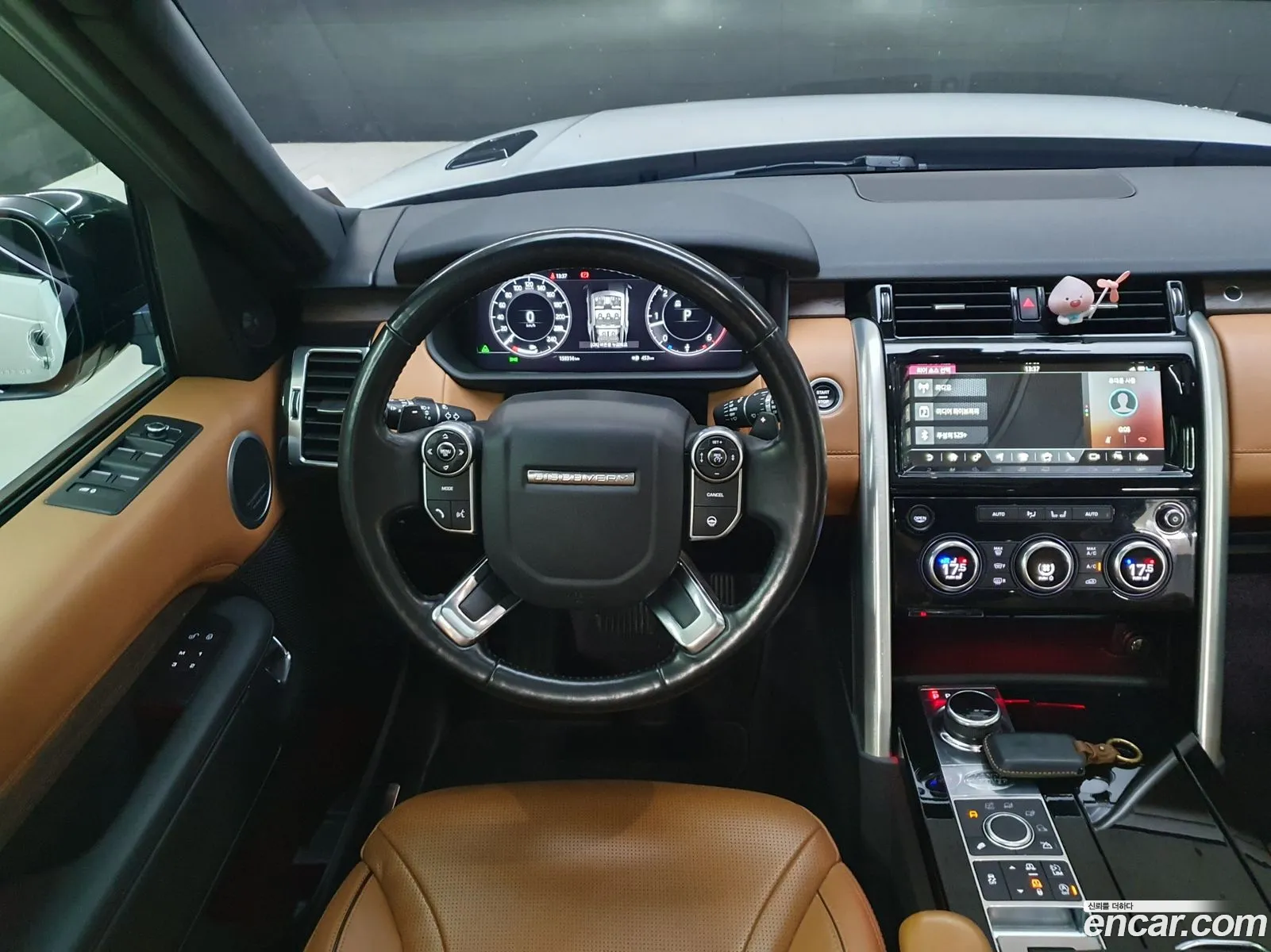 Land Rover Discovery 5 2018 — 4