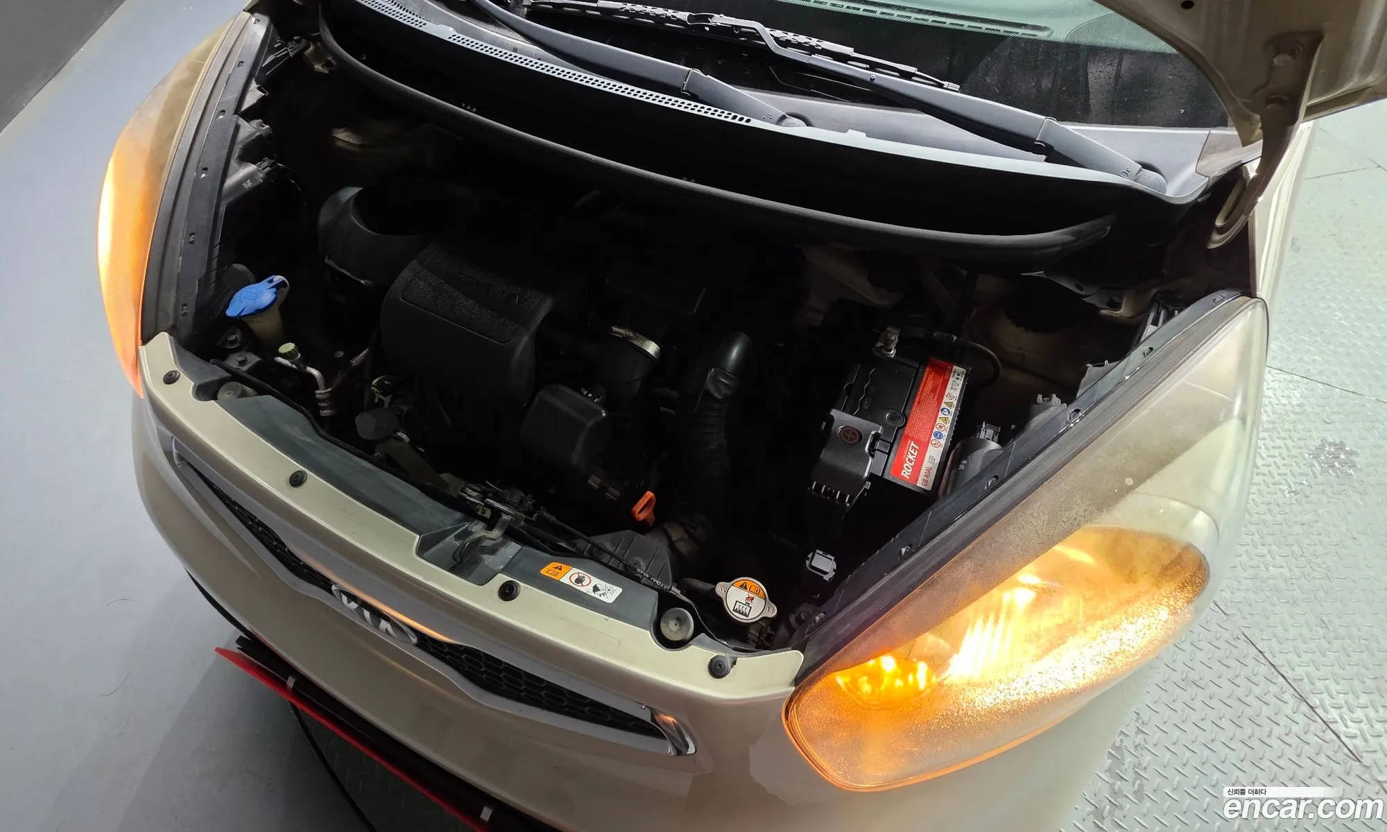 Kia Morning 2014 KNABX511BFT855032 — 2