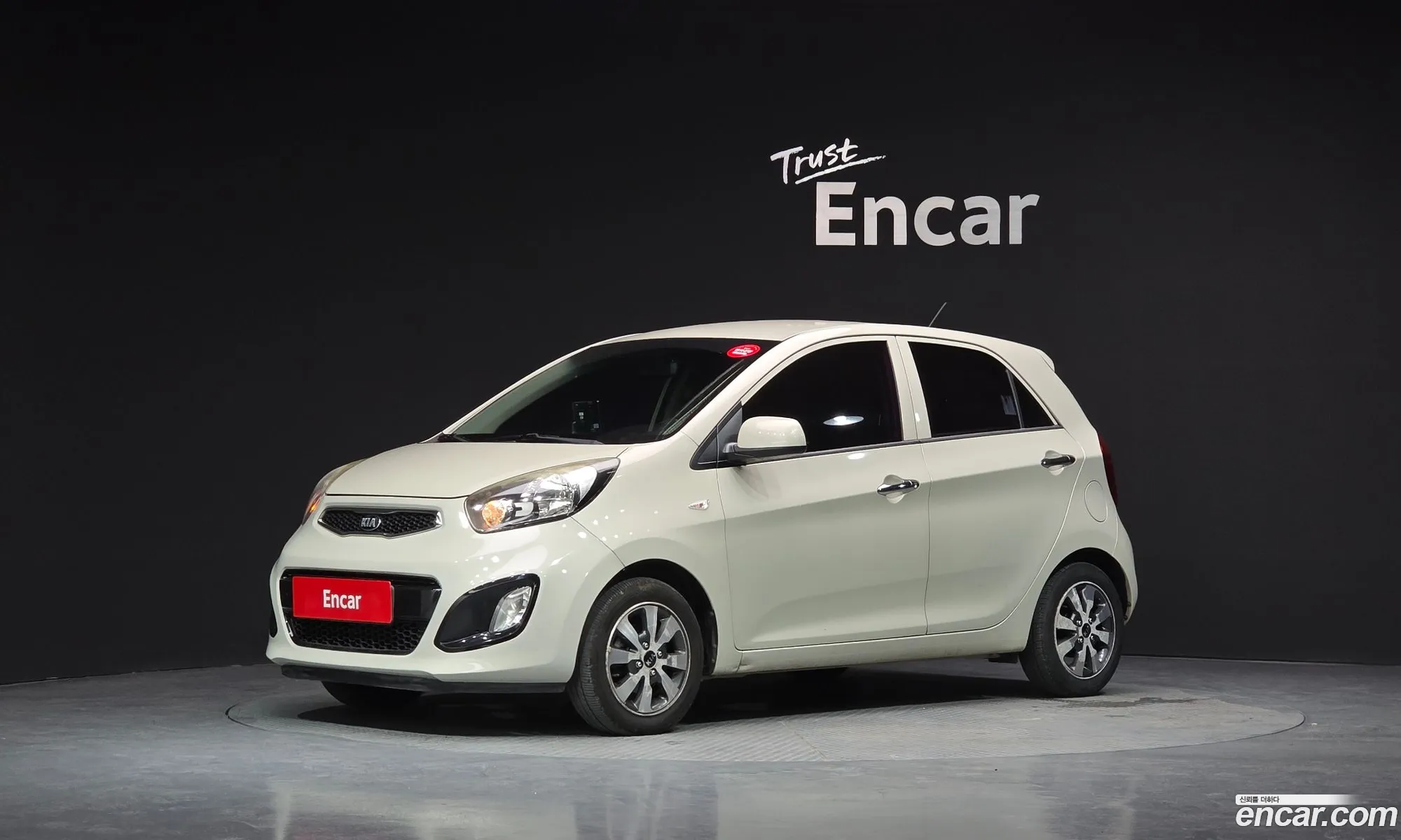 Kia Morning 2014 KNABX511BFT855032 — 3