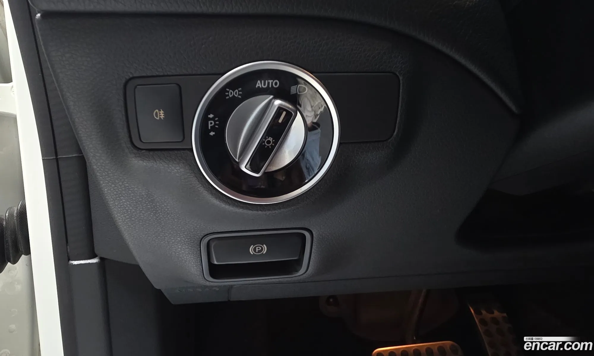 Mercedes-Benz CLA-Class C117 2015 WDDSJ5CB — 6