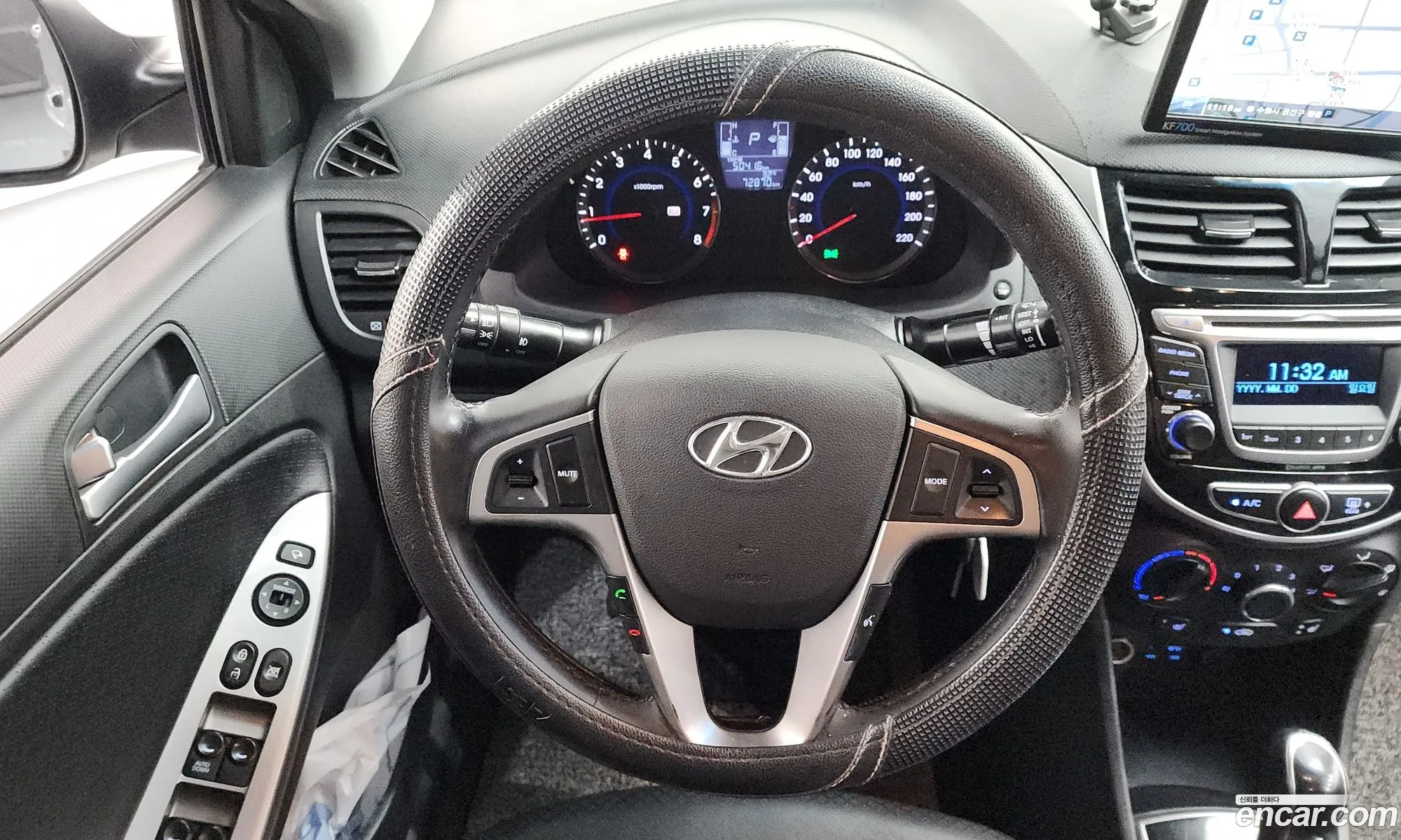 Hyundai Accent 2015 KMHCT41BEGU938081 — 8