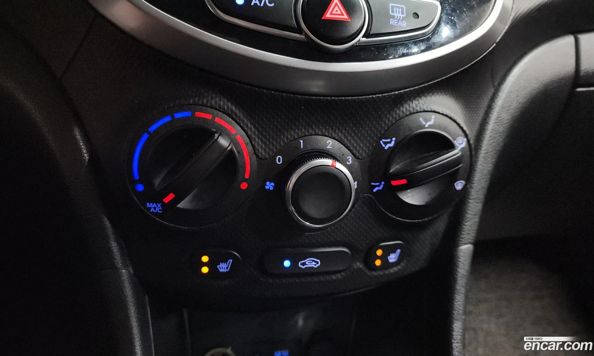Hyundai Accent 2015 KMHCT41BEGU938081 — 4