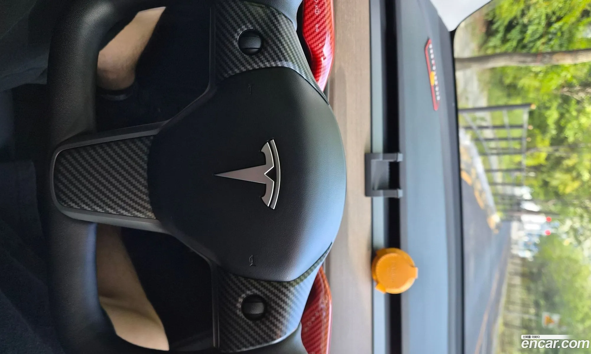 Tesla Model Y 2022 — 20