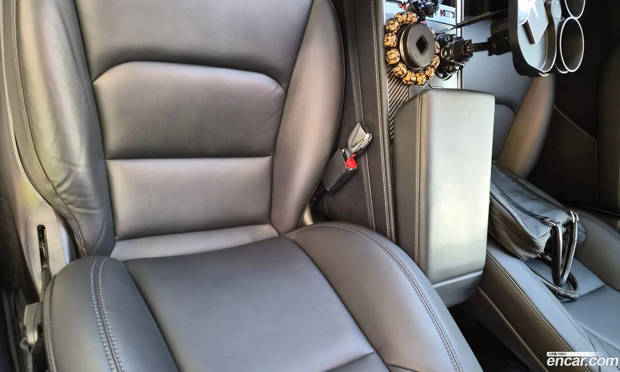 Tesla Model Y 2022 — 15