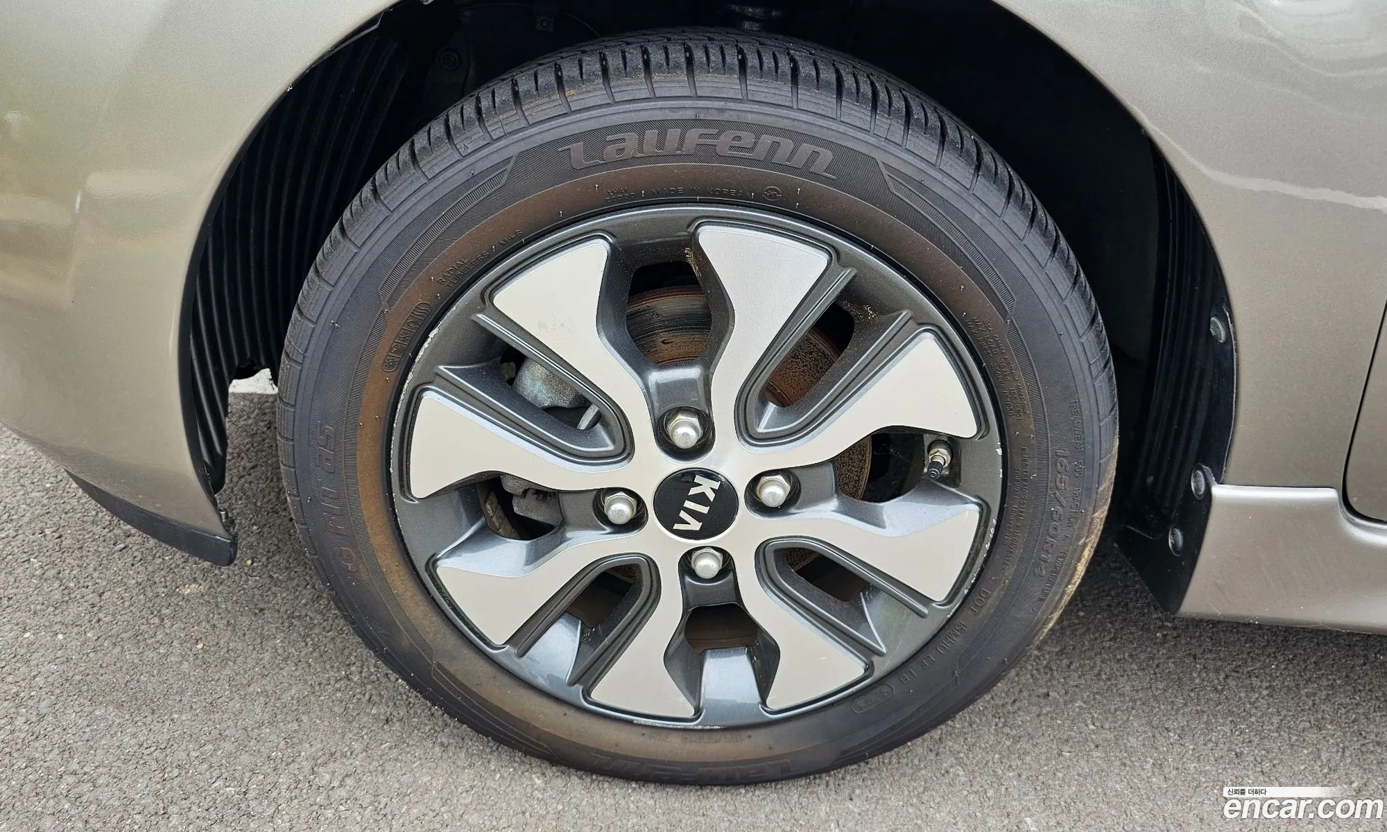 Kia Morning 2015 KNABX511BGT064774 — 12