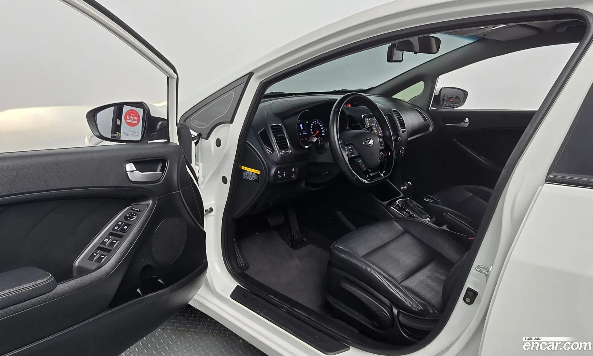 Kia K3 2016 KNAFK412BGA658908 — 26