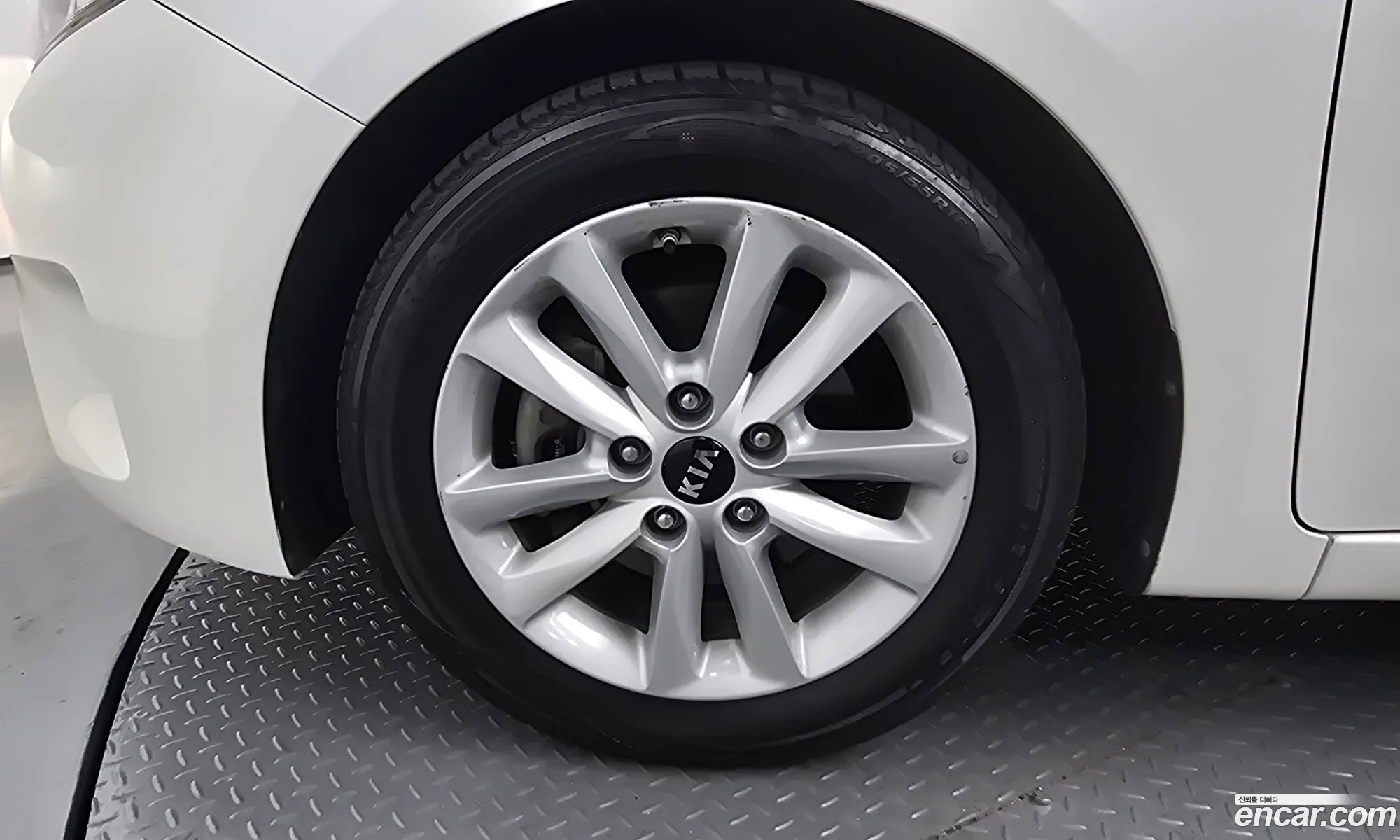 Kia K3 2016 KNAFK412BGA658908 — 27