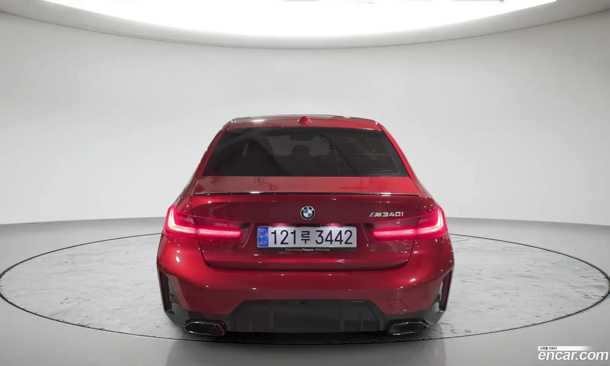 BMW 3 Series 2024 — 8
