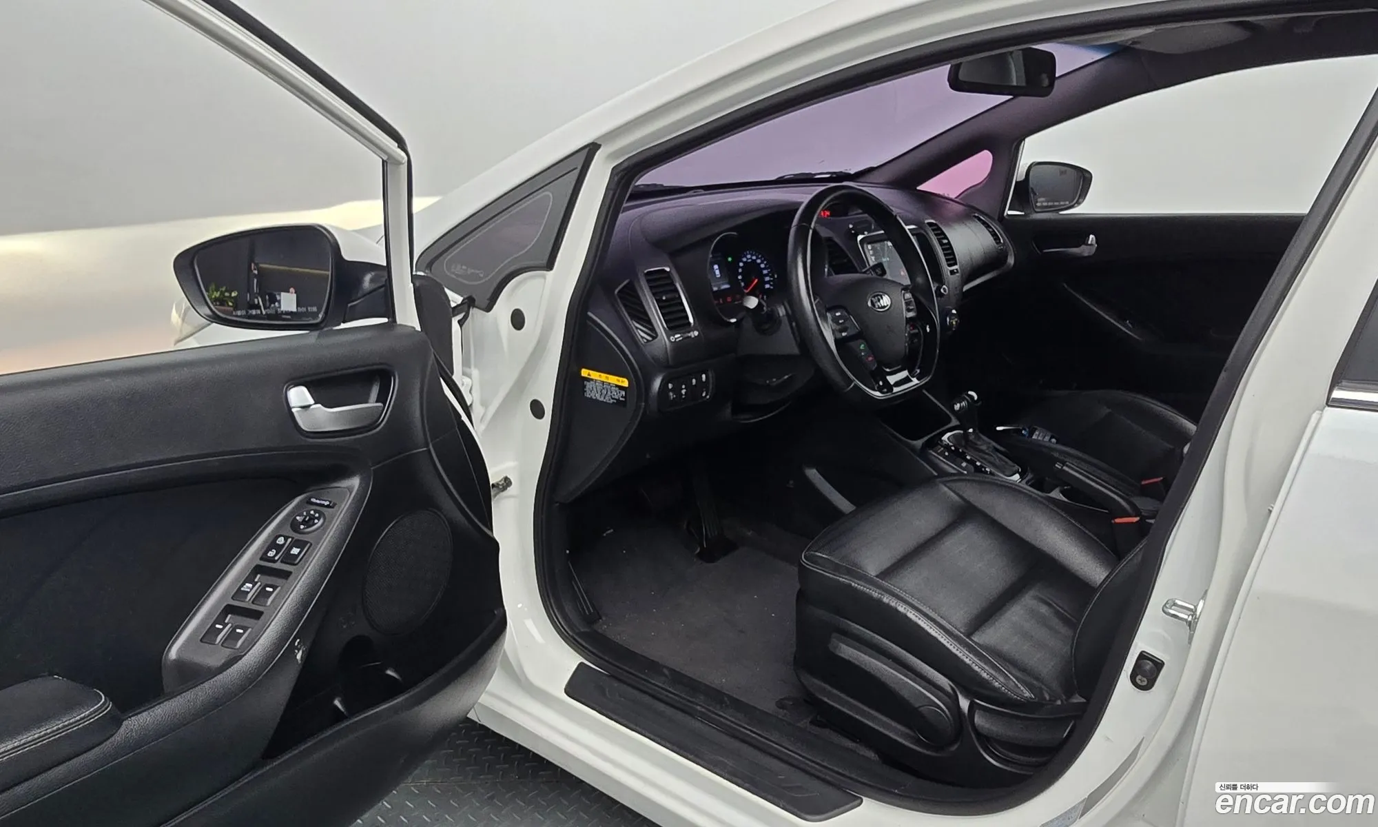 Kia K3 2016 KNAFK41BGGA635859 — 3