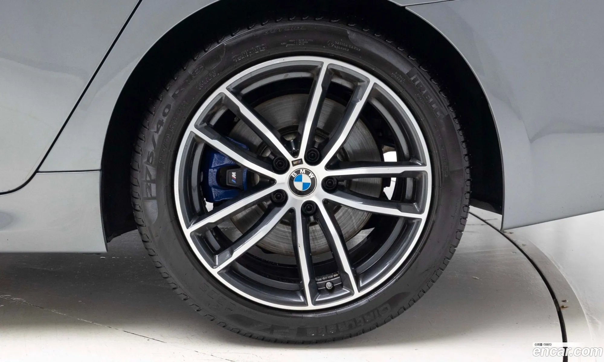 BMW 5 Series 2022 — 19