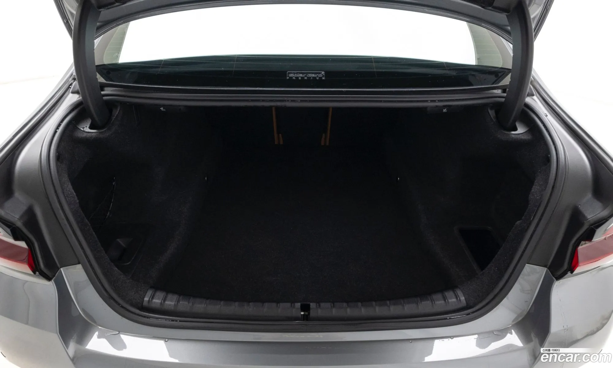 BMW 5 Series 2022 — 20