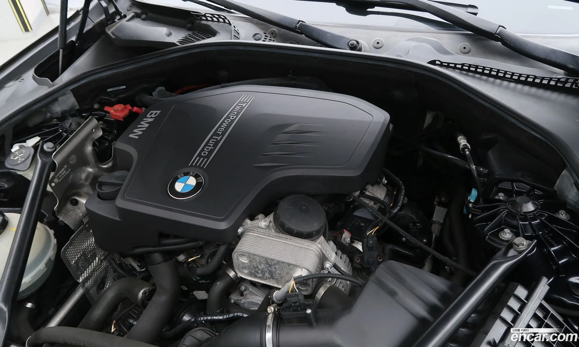 BMW 5 Series 2016 — 16