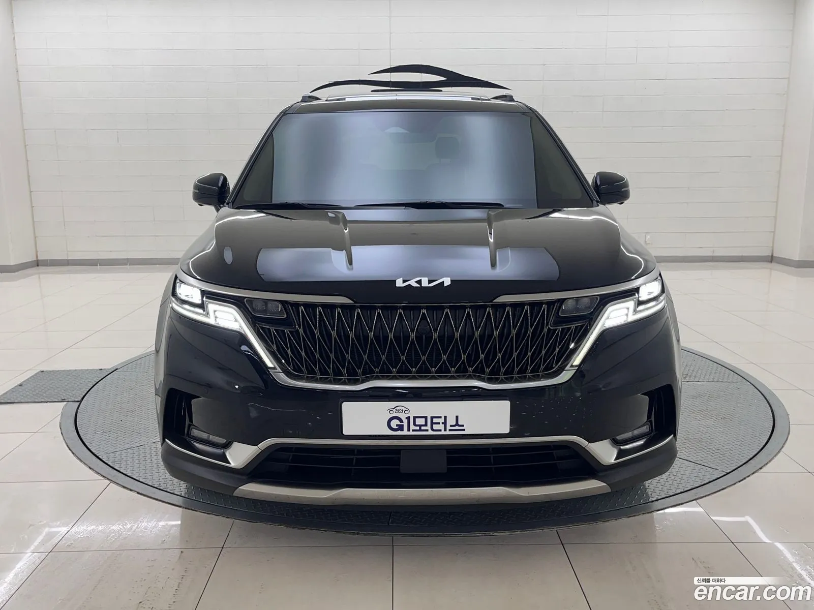 Kia Carnival 2022 — 3