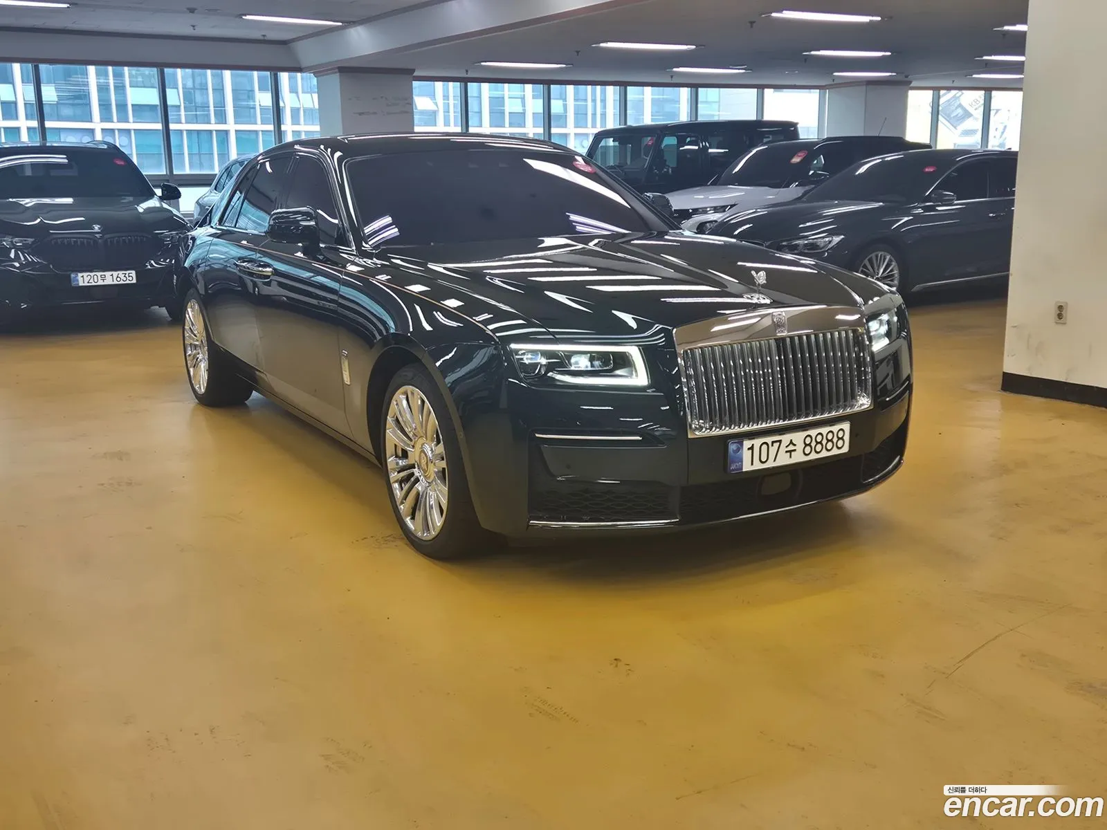 Rolls-Royce Ghost 2022 — 10