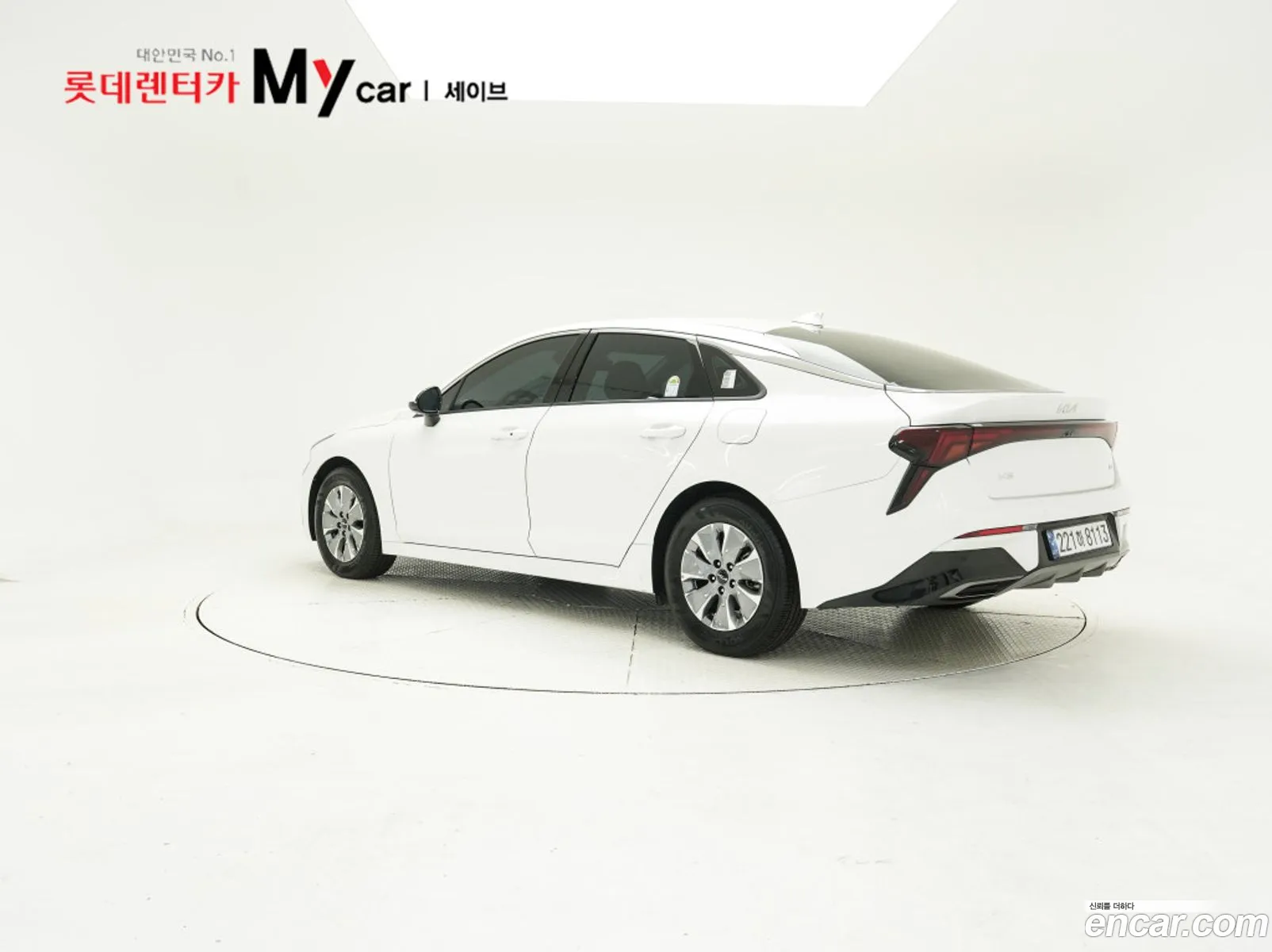 Kia K5 Hybrid 2024 — 18