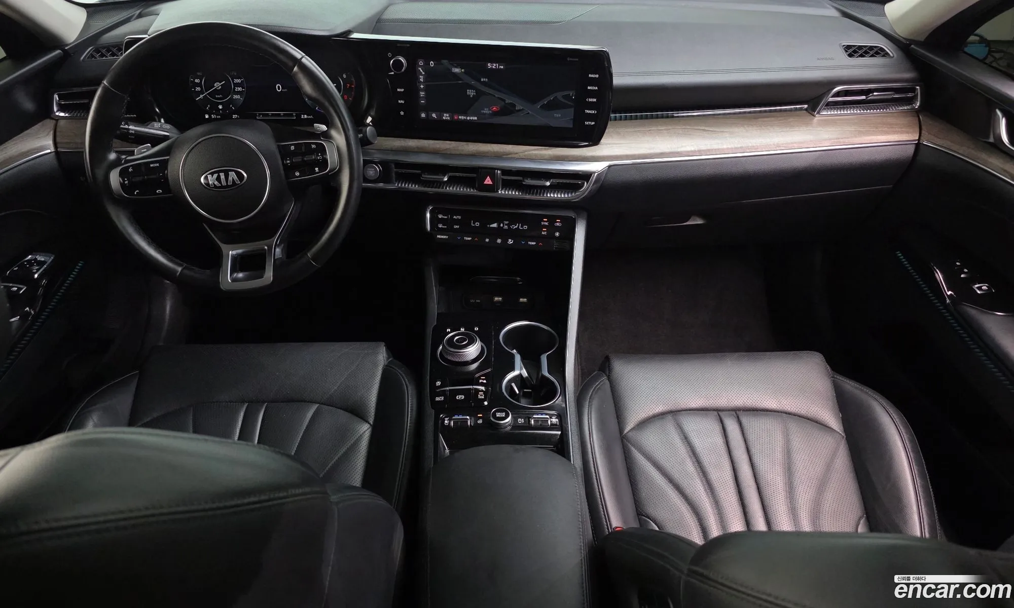 Kia K5 2020 KNAG541ABLA026710 — 2