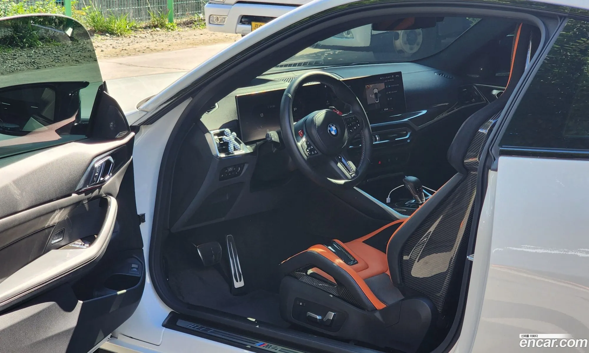 BMW M4 2023 — 10