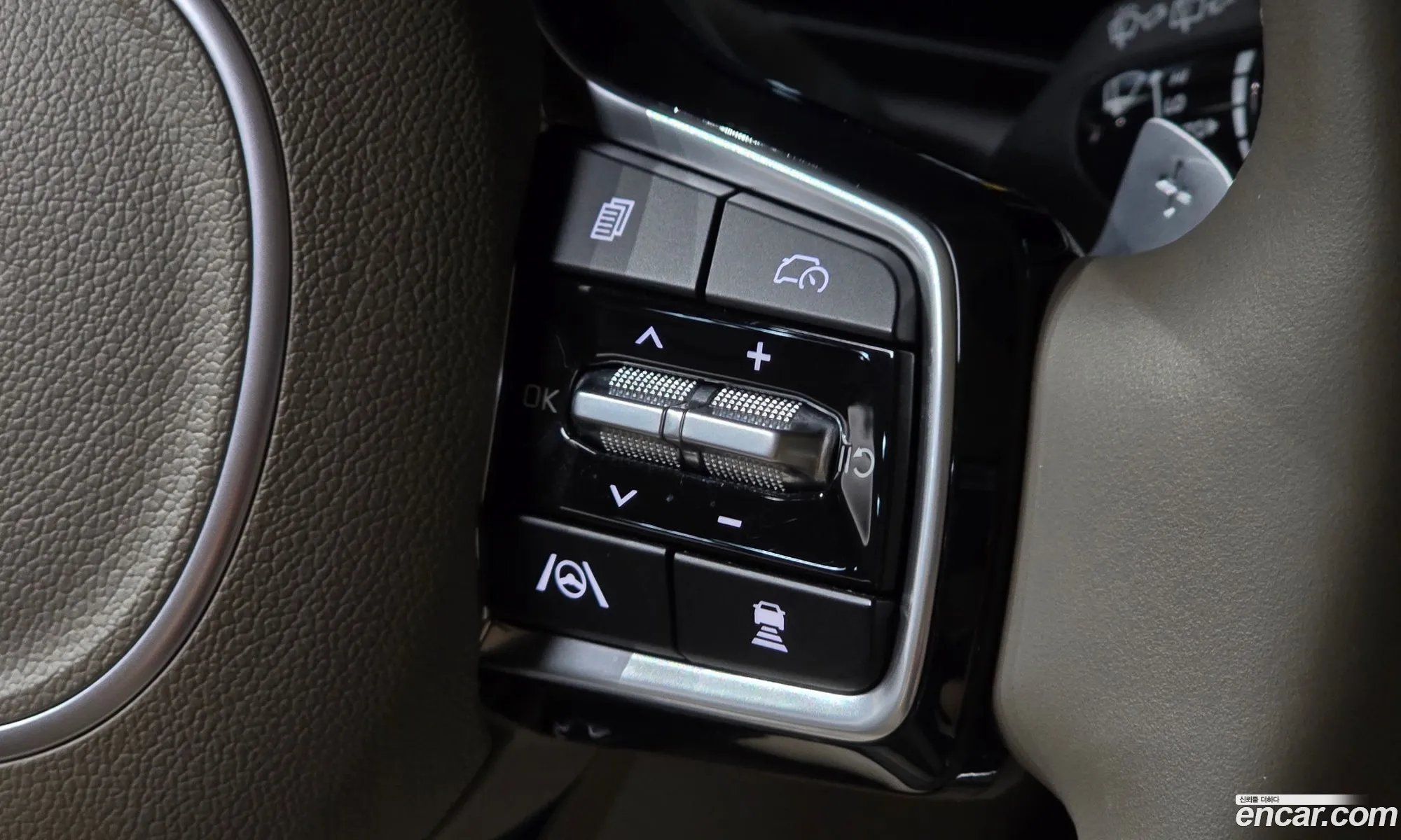 Kia Carnival 2024 — 12