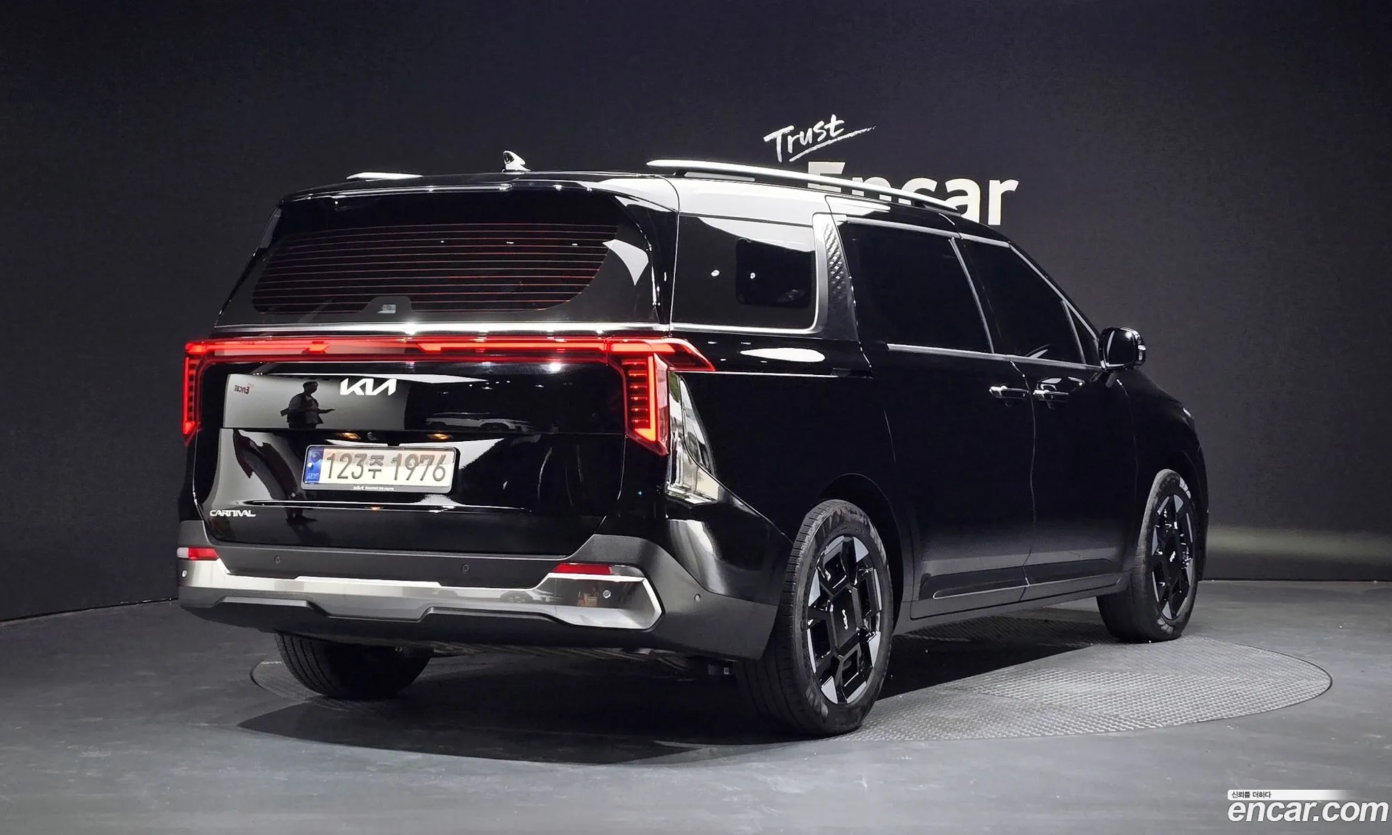 Kia Carnival 2024 — 26