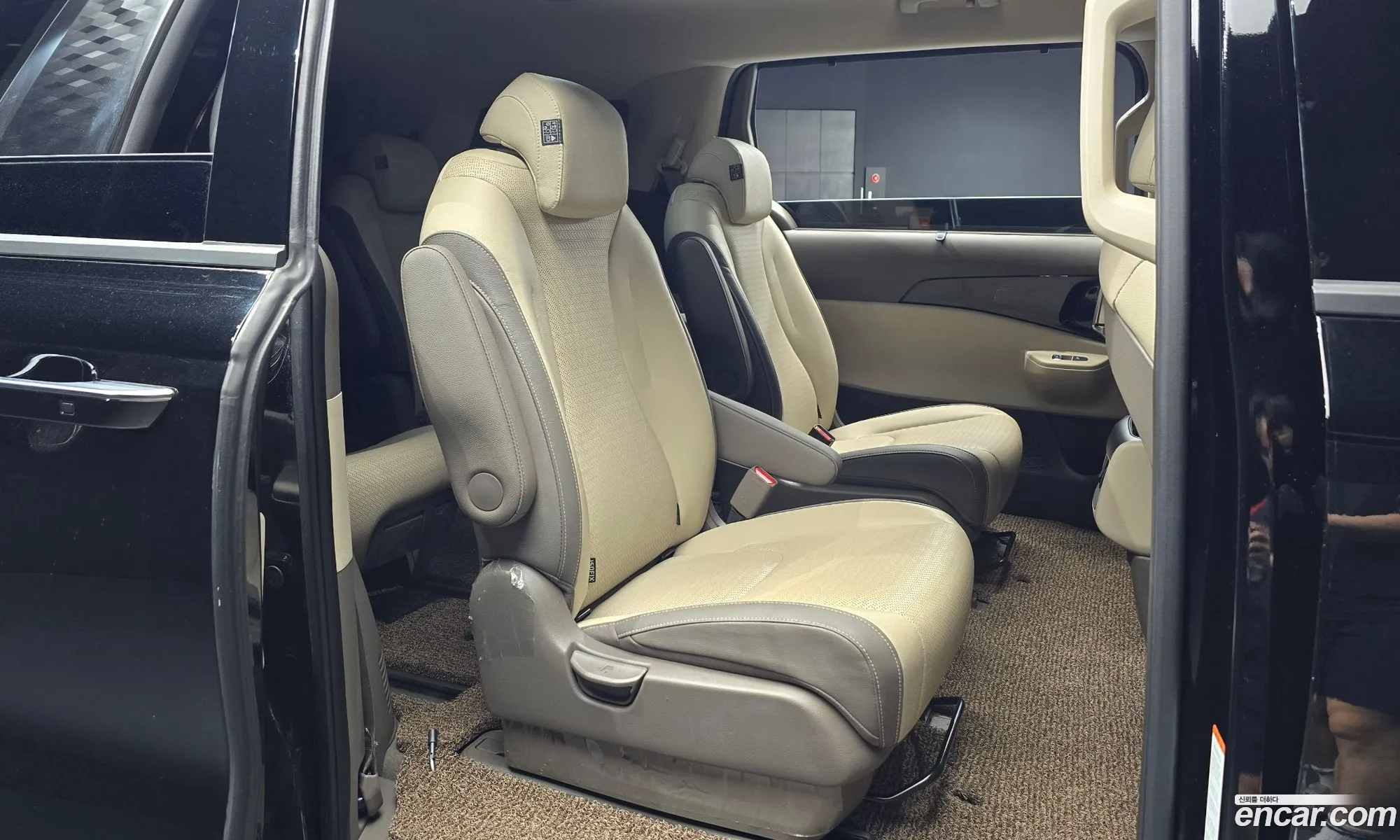 Kia Carnival 2024 — 29