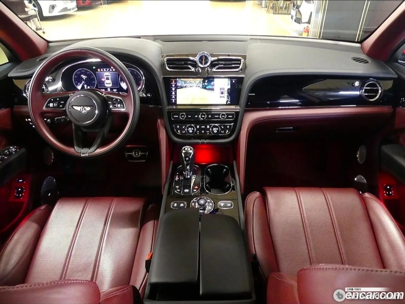 Bentley Bentayga 2022 — 10