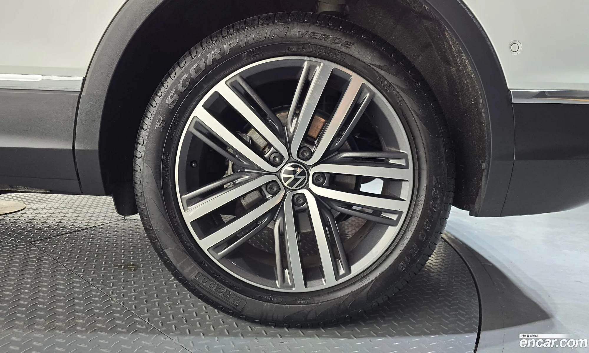 Volkswagen Tiguan Allspace 2023 — 32