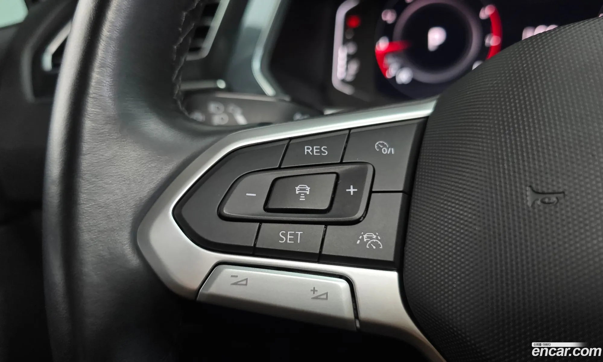 Volkswagen Tiguan Allspace 2023 — 14