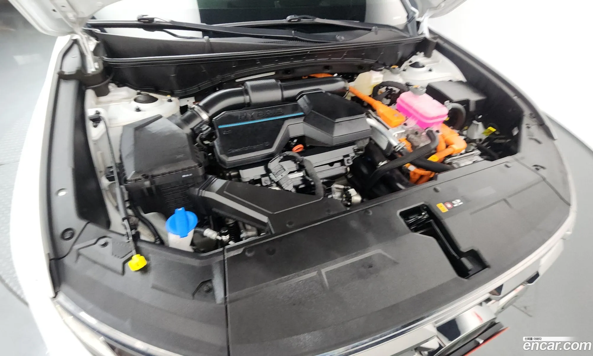 Hyundai Tucson Hybrid 2024 — 8