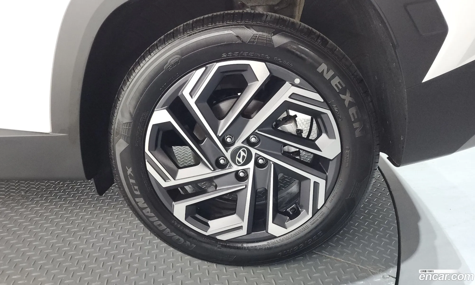 Hyundai Tucson Hybrid 2024 — 20