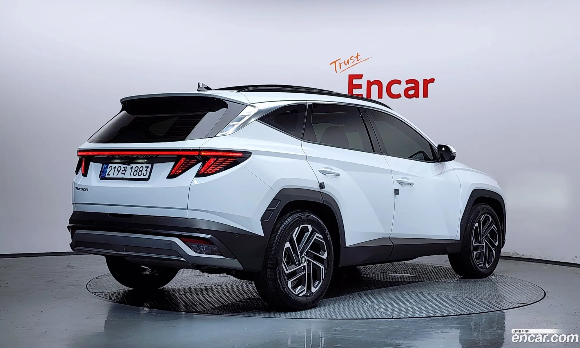 Hyundai Tucson Hybrid 2024 — 15