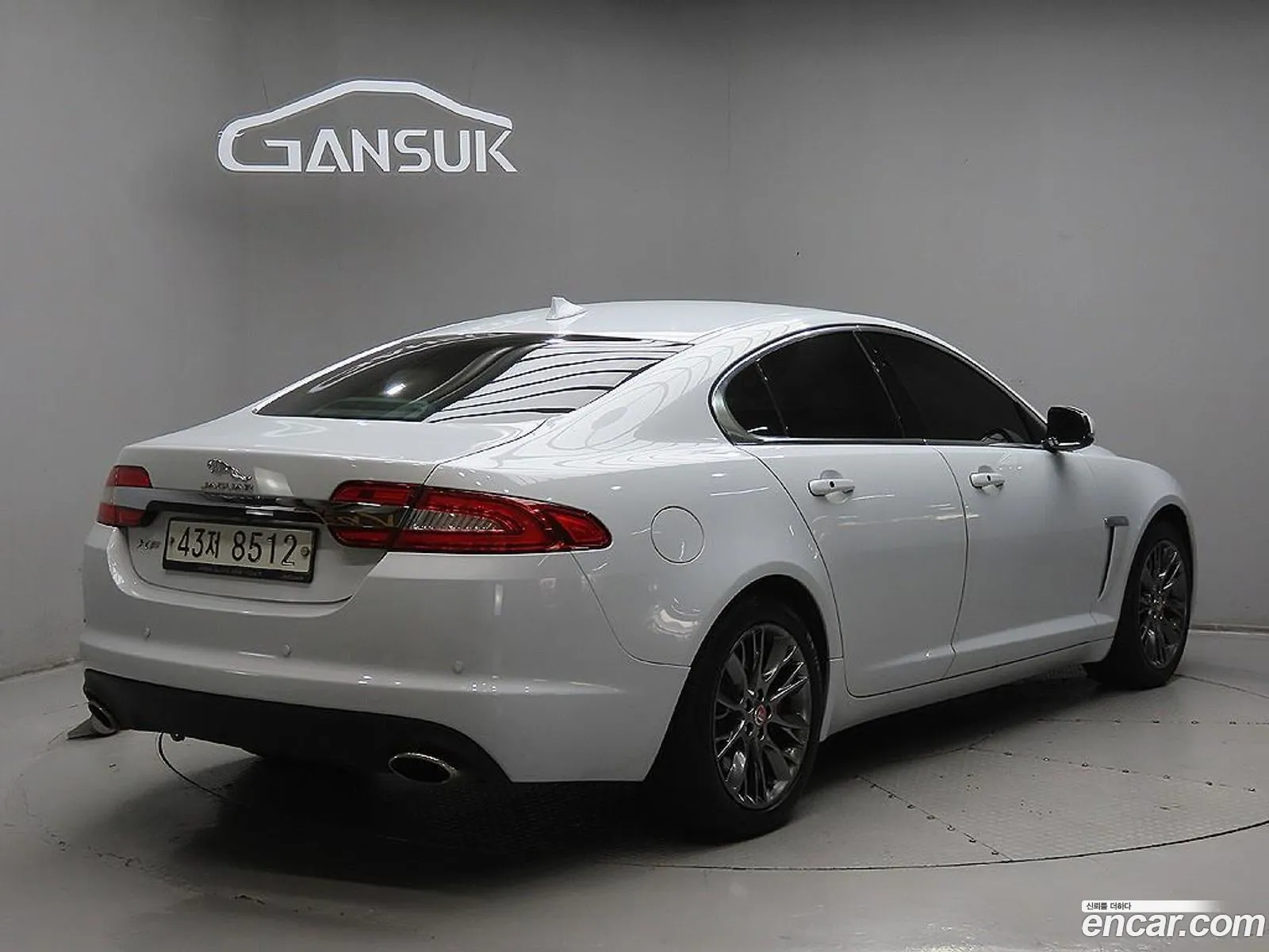 Jaguar XF 2015 — 4