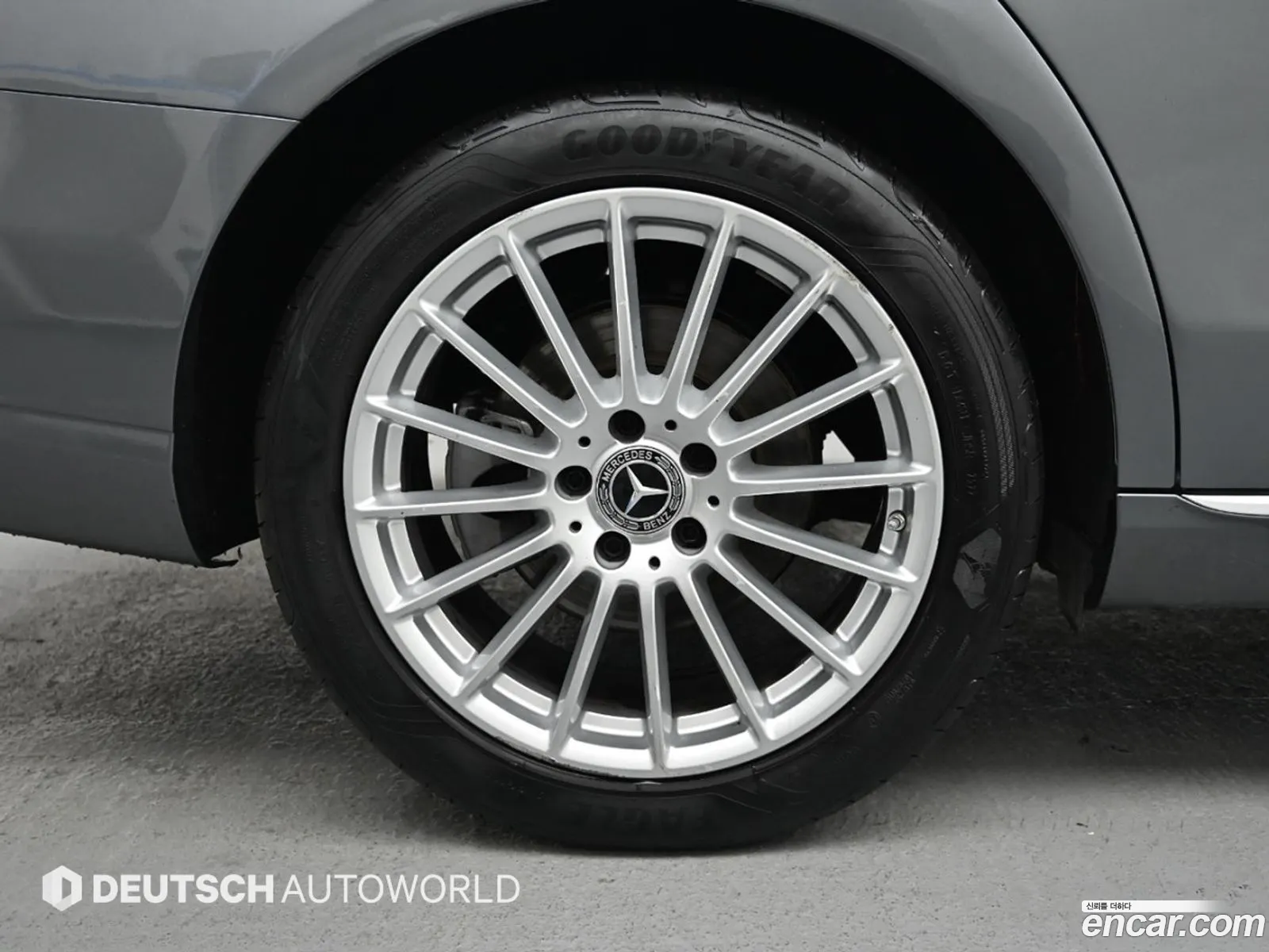 Mercedes-Benz E-Class W213 2022 — 15